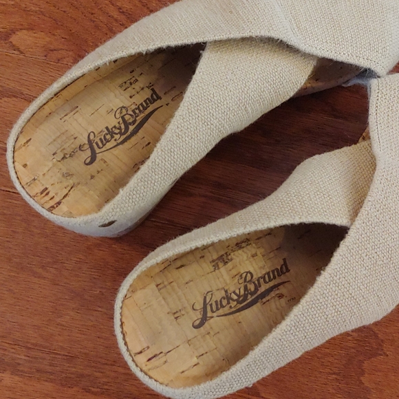 Lucky Brand size 9 - Picture 4 of 7